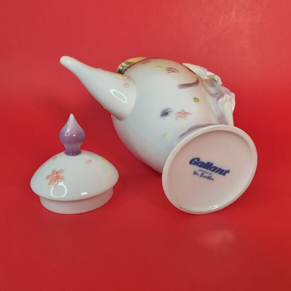 Butterfly Fairy Teapot – Fine Bone China, Art Nouveau Style - Picture 7 of 10